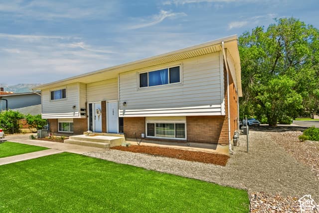1026 N 150 W, Orem